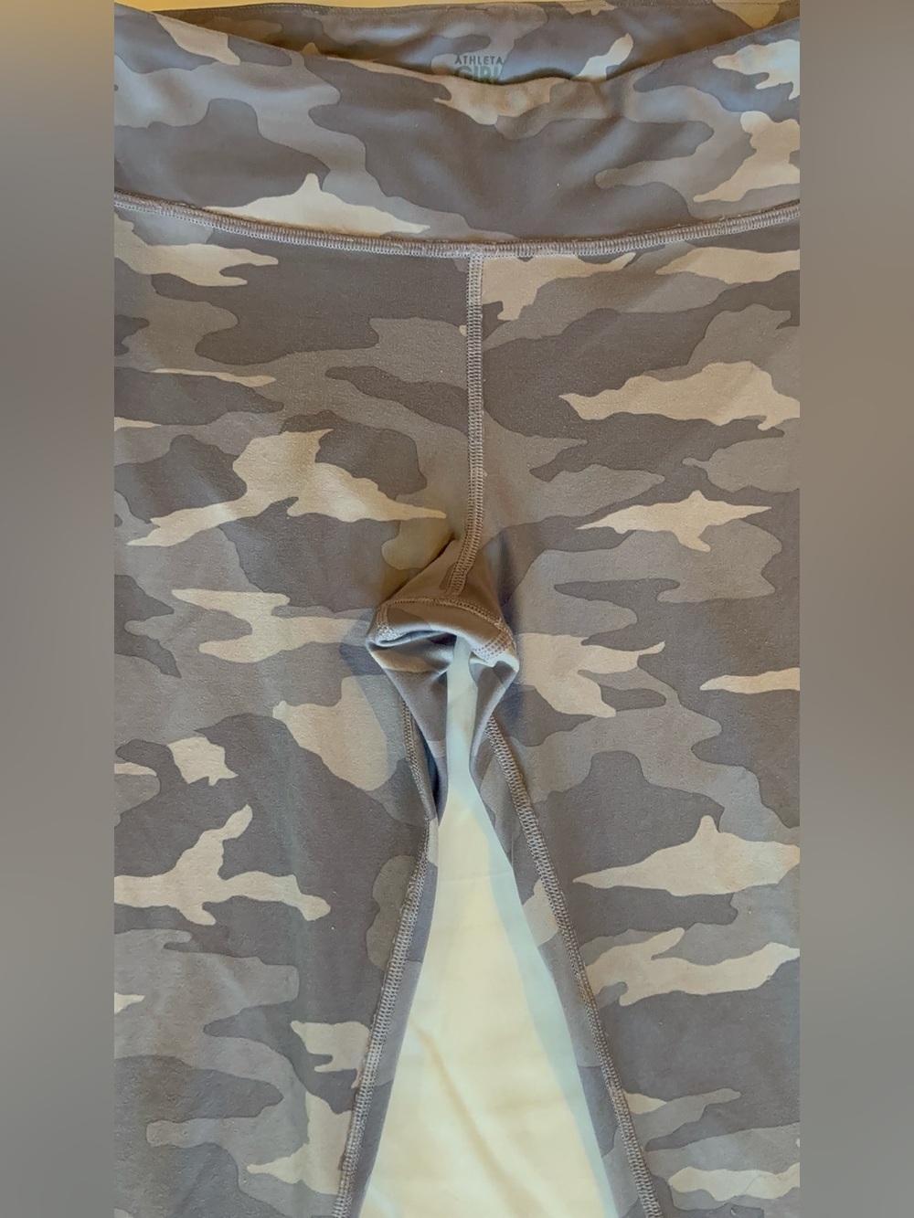 Athleta Girl Lavender Camo Chit Chat Capri Leggings XXL 16 - Picture 4 of 8